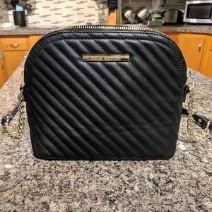 ❗SOLD❗Steve Madden Black Dome Crossbody Purse
